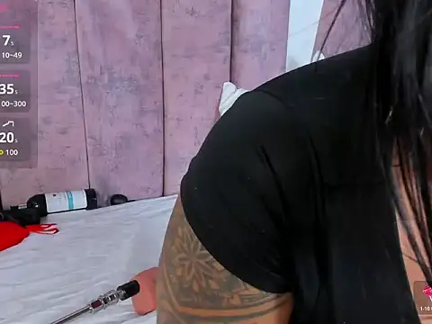 Вебкам-шоу Tiianaa-scott