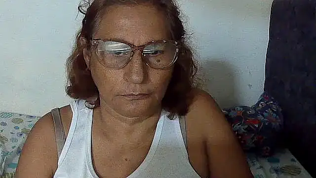 Chatroom XXX en direct de charrysexy1