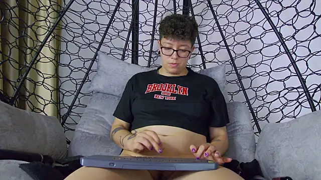 alex_noa 即時 XXX 聊天