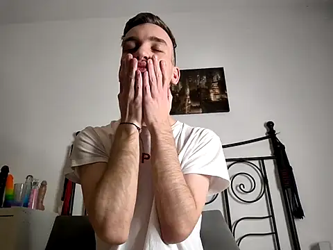 nickdtr23 Chat XXX live