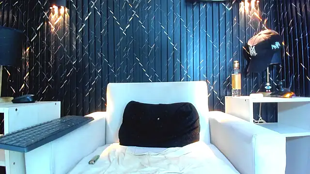 Gregory_Sforza Chat XXX live