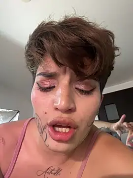 DayanaDG 现场XXX聊天