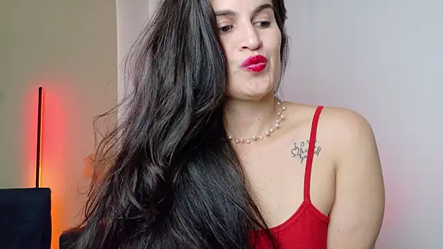 lizdevine Adlı Modelin Canlı XXX Sohbeti