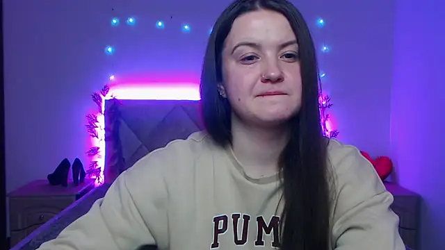 MavkaCute: απευθείας συνομιλία ΧΧΧ