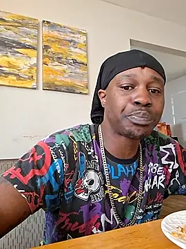 Cbelite1: διαδικτυακό σόου στην κάμερα