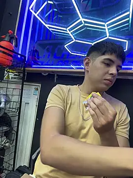 Johan_stick Chat XXX live