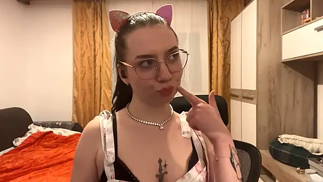 DoraRobertos Webcam show