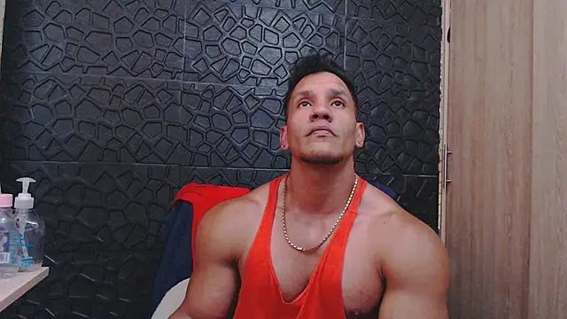 viktor_herrera Chat XXX live