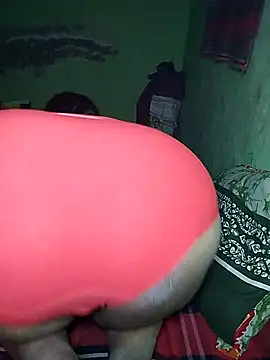 Chatroom XXX en direct de Romantic-Couple999