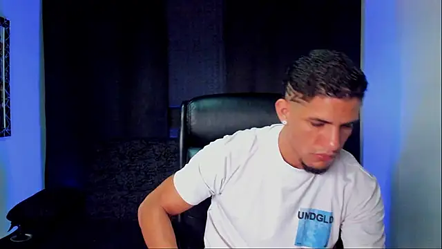 jhonnysnow17 Chat XXX live