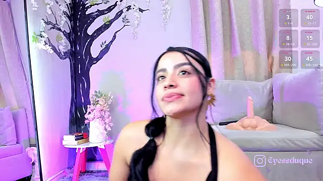 Chatroom XXX en direct de Eyes_Duque