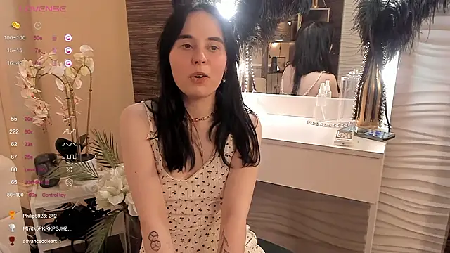 Онлайн чат XXX KaliBetts