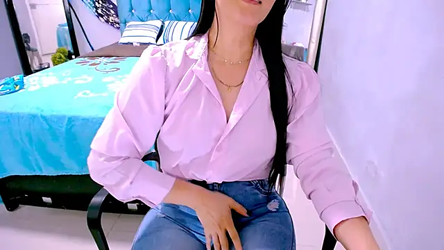 BitterMomXxx 即時 XXX 聊天