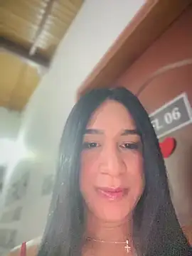 Chat +18 de Ashly_Miller ao vivo
