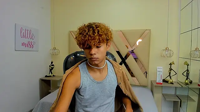 Anyelo_Twink Obrolan Langsung XXX