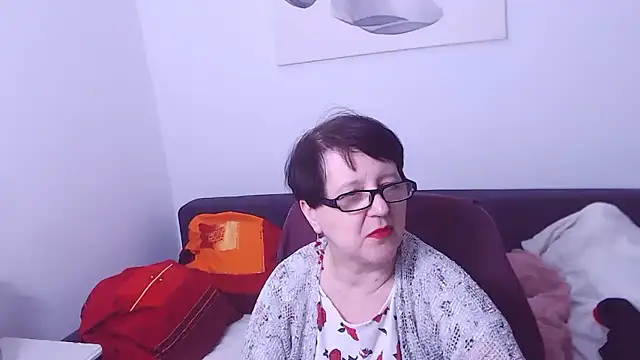 ChristaRose: онлайн-секс-чат