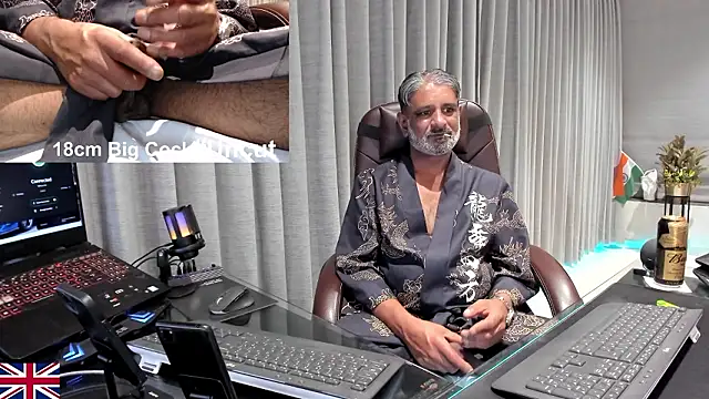 Živý XXX chat OnlineBossUK