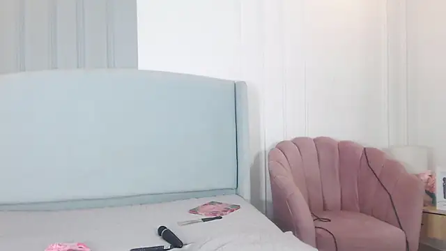 Chatroom XXX en direct de ChantalGarner