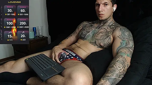 Shane_Clay Chat XXX in diretta