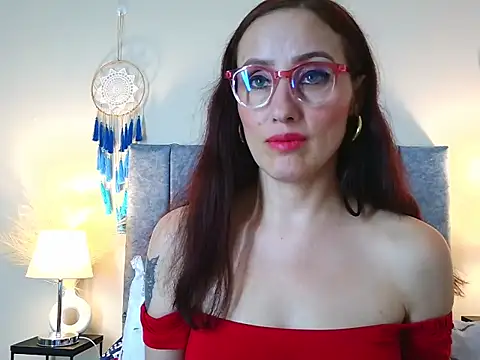 IberianMoonMK webcam show