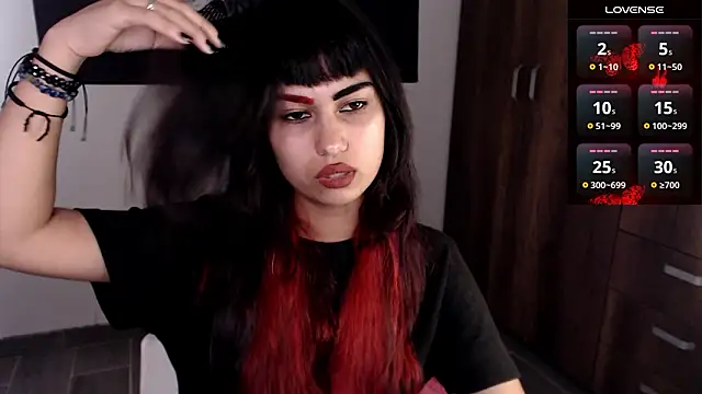 Little-Lucifer: απευθείας συνομιλία ΧΧΧ