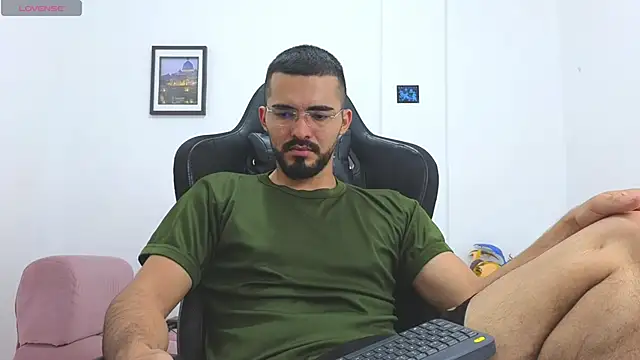 Massimoo_07 – Live XXX-chat