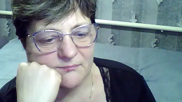 ElzaJewel live XXX chat