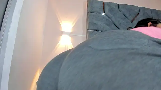 LucciaPorter – Live XXX-chat