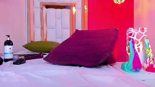 Tifany_69_ élő XXX-chatje