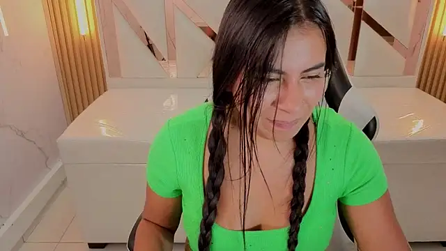 eimmy_tp élő XXX-chatje