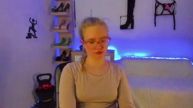 NancyHottie élő XXX-chatje