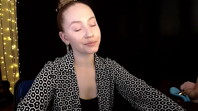 Chat +18 de SindiWatsoon ao vivo