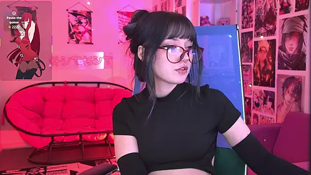 دردشة LiliLuna الجنسية المباشرة