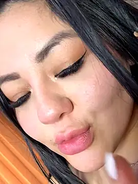 shashemel élő XXX-chatje