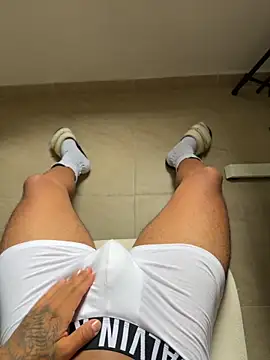 sendfer: απευθείας συνομιλία ΧΧΧ