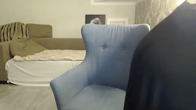 Show modela Mallinia na web-kameri