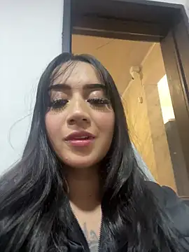 EmmyEvans1 – Naživo XXX chat