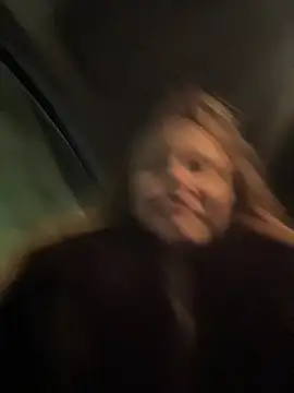 AnastasiaAniess: απευθείας συνομιλία ΧΧΧ