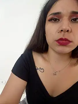 Pokazy przed kamerką – Miamiller3004