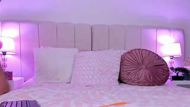 JanneCarter: онлайн-секс-чат