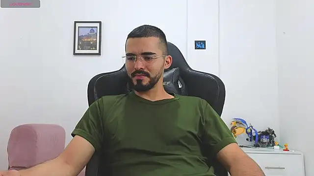 Massimoo_07: απευθείας συνομιλία ΧΧΧ