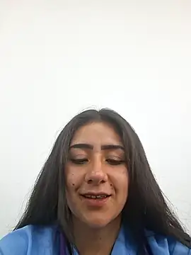 Chat XXX en directo de CAROLINE__07