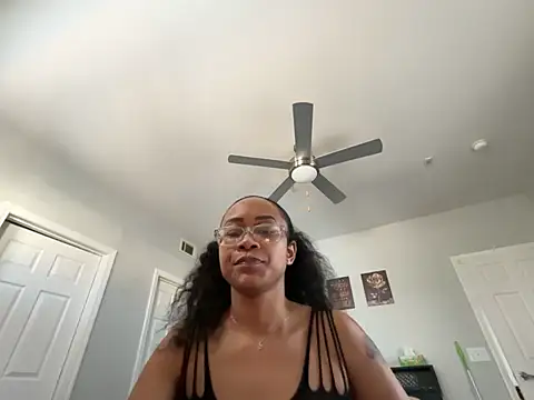 Chat +18 de RylReese ao vivo