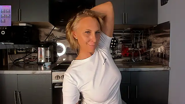 Afanasia – Naživo XXX chat