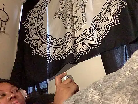 Sexy_ebony_BunNey's Webcam Show