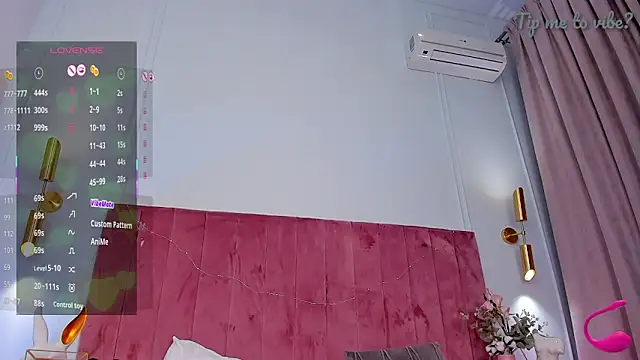 Mayzzie: онлайн-секс-чат