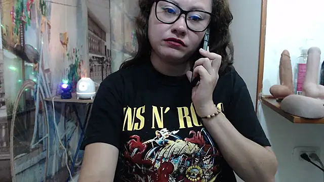 curly_greeneyed Live XXX-Chat