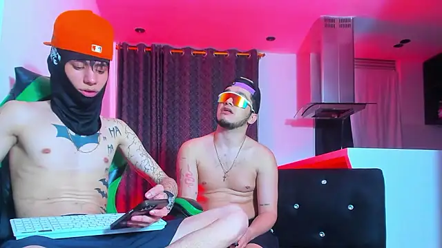 TheBatMansion's Webcam Show