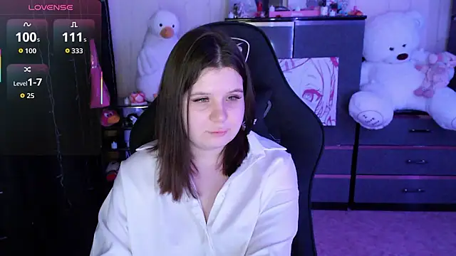 دردشة AmyVibess الجنسية المباشرة