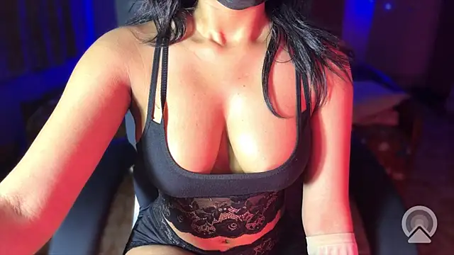 GiggleNGrind Adlı Modelin Canlı XXX Sohbeti